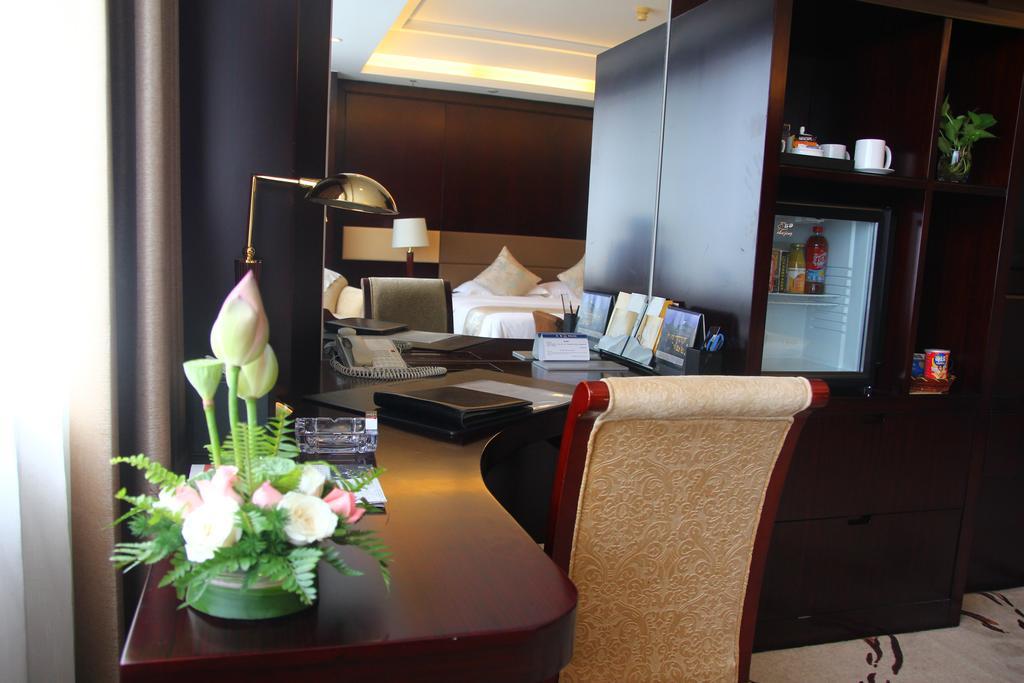 Huafang Jinling International Hotel Zhangjiagang Quarto foto